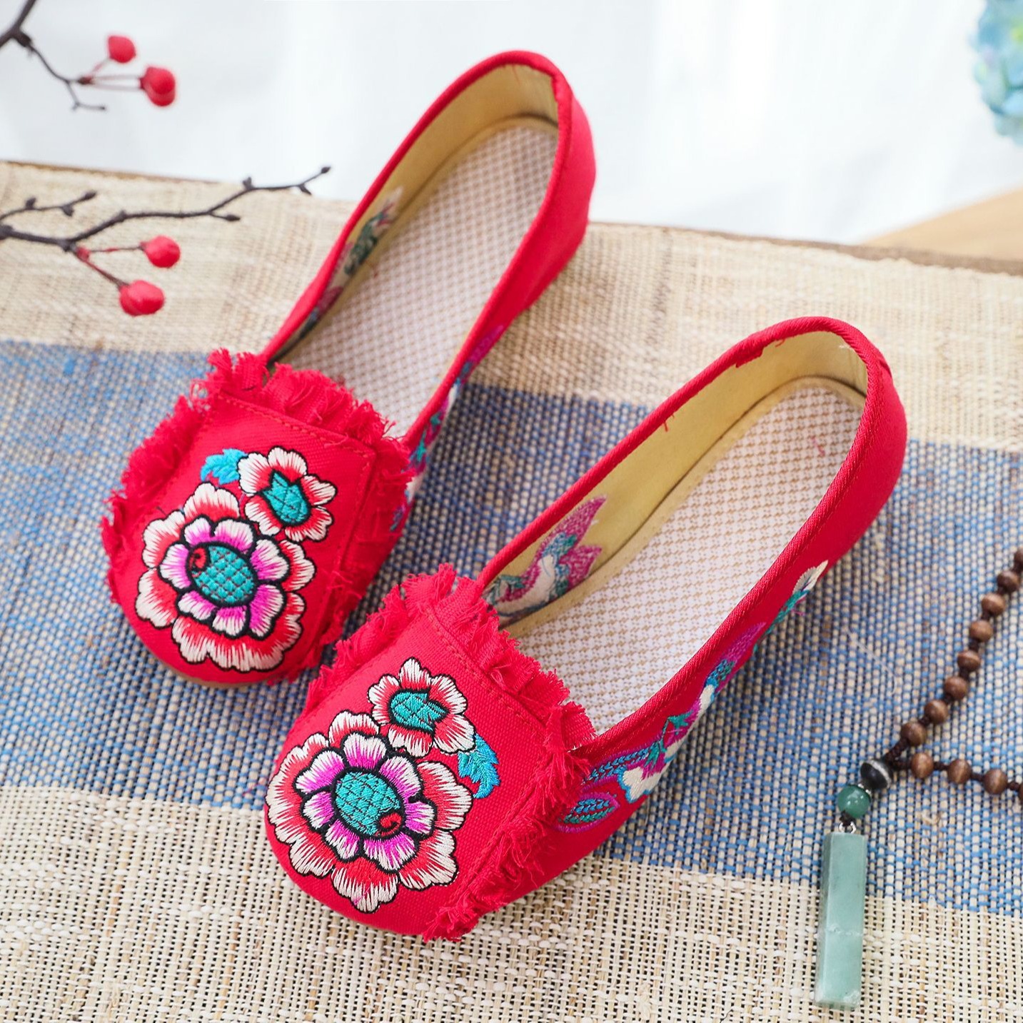 Woman Woven Shoes New Ethnic S - đánh giá và giá Ethnic Style